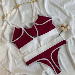 DO2549/2 
Бордо комплект білизни: топ, трусики